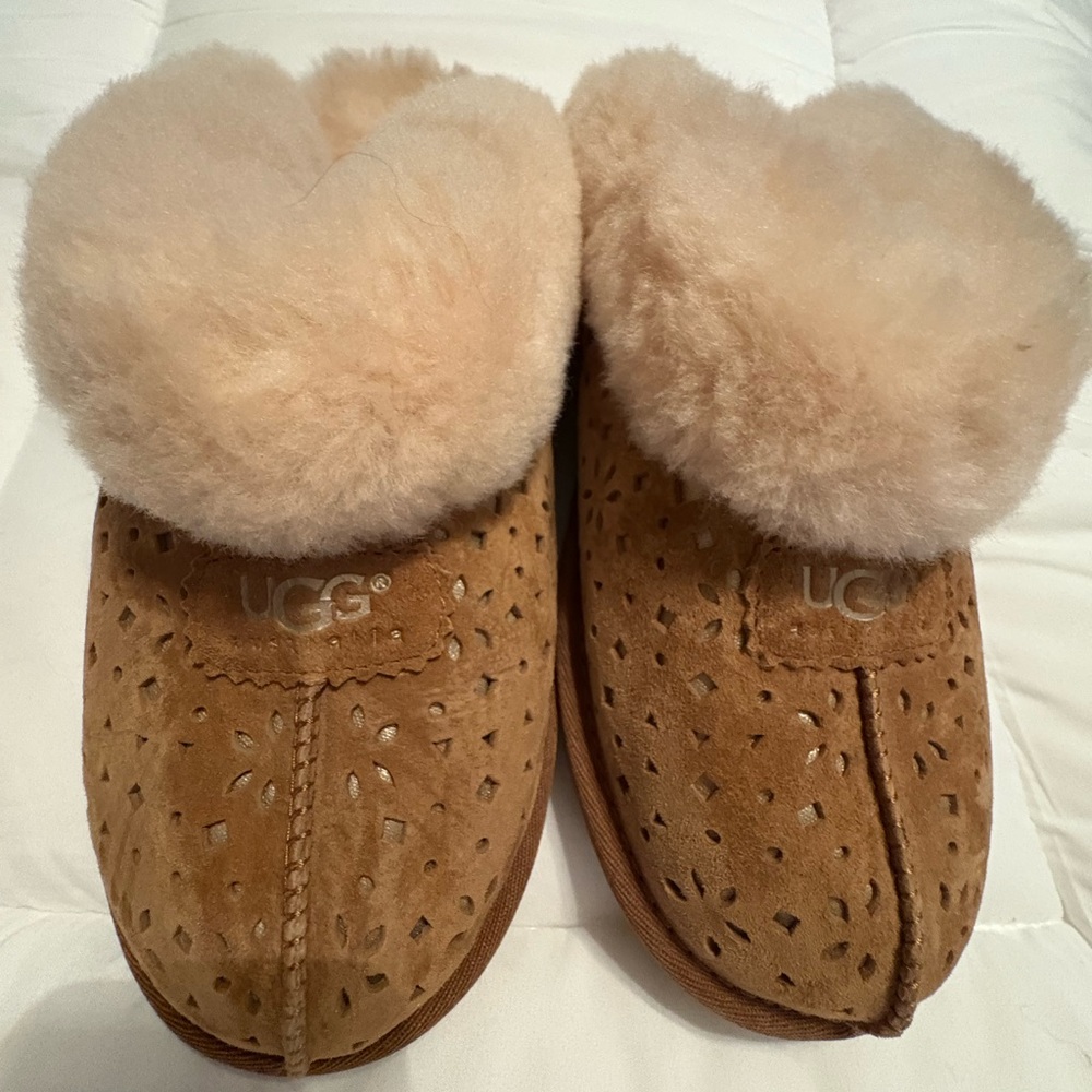 UGG Women's Perforated Sheepskin Slippers - Tan